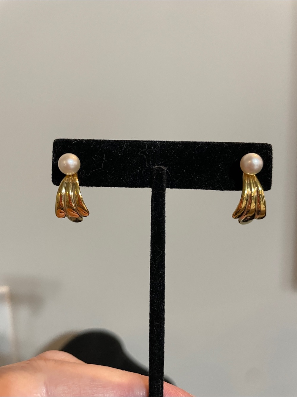 Earring jackets - Picture 1 of 7
